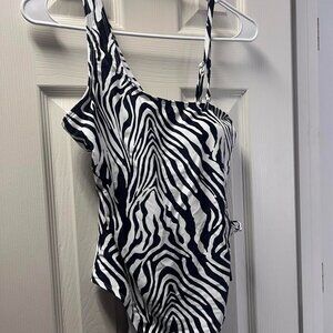 Fashionova Sunny Side Lace Up Swimsuit - Black/White